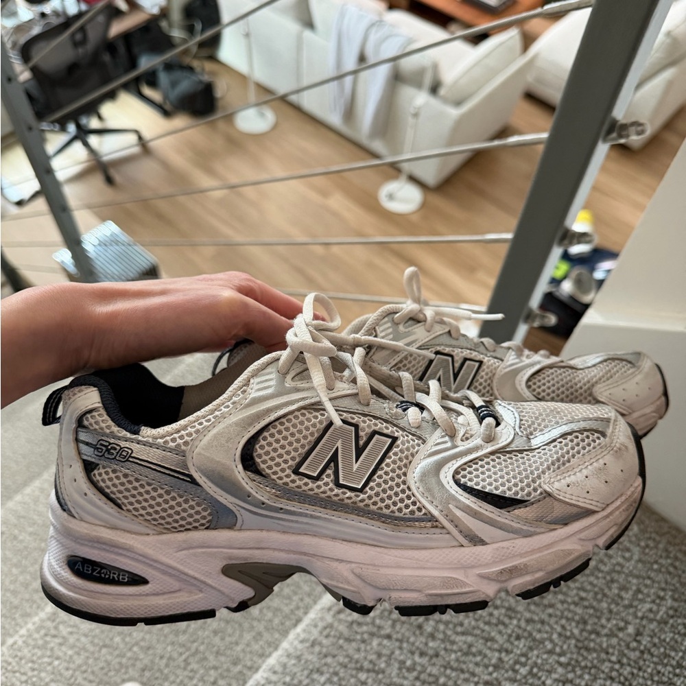 New Balance 530 Womens 8.5- USED